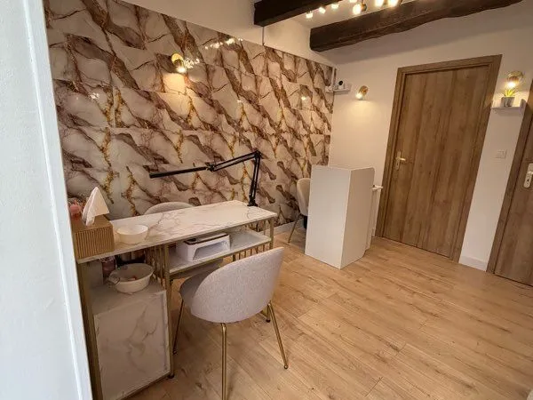 Local commercial de 20 m² à louer - emplacement premium à mouans-sartoux