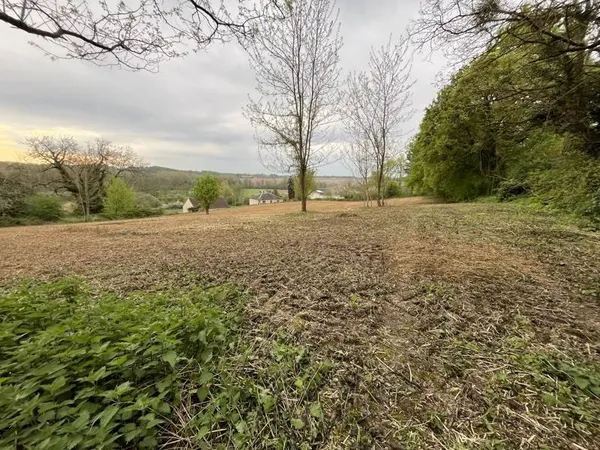 Terrain à bâtir de 0 pièces principales