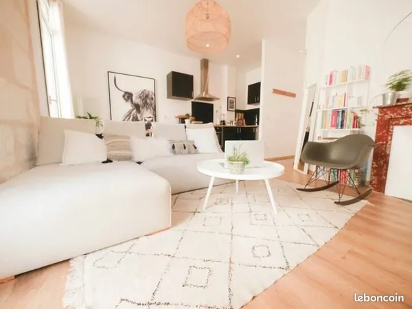 T2 de charme 44m²-Centre historique Montpellier- Cave