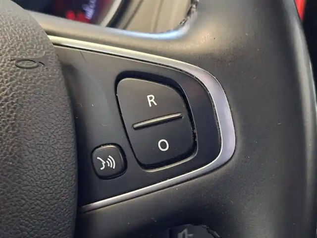Renault Captur dci 90 — photo 24