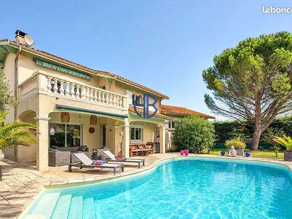 Maison 6 pièces 165 m²