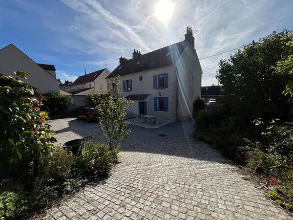Maison 7 pièces 212 m²