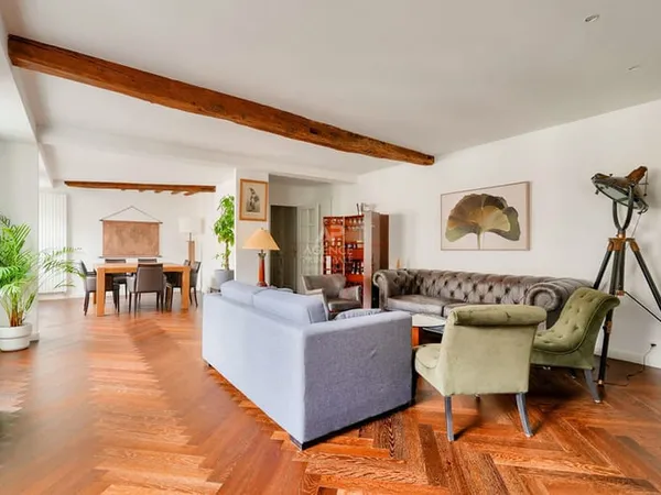 Versailles Saint-Louis Appartement 3 pièces 94m² carrez (96m² au sol), 2ème et dernier étage