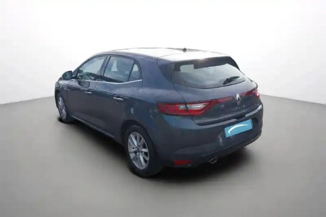 Renault Megane mégane iv berline tce 100 energy — photo 4