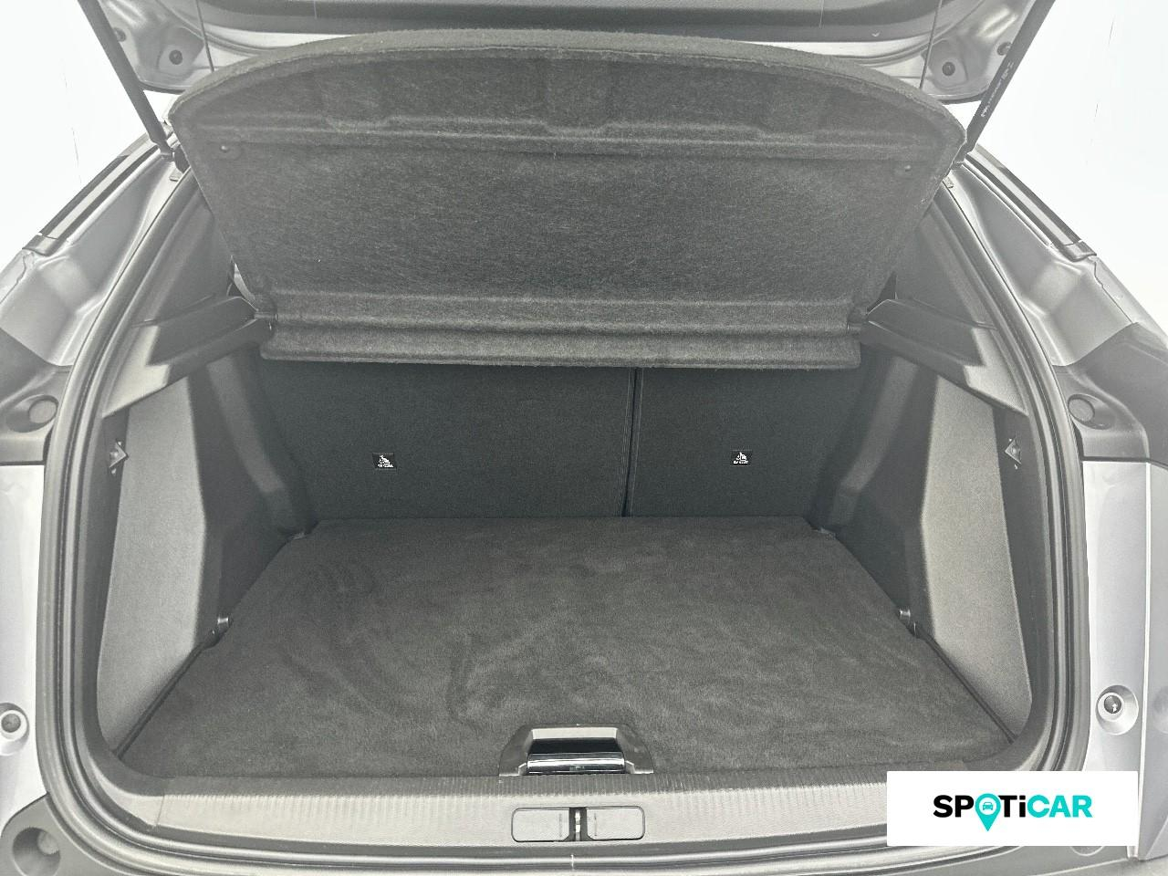 Peugeot 2008 1.2 puretech 130ch s&s roadtrip eat8 — photo 6