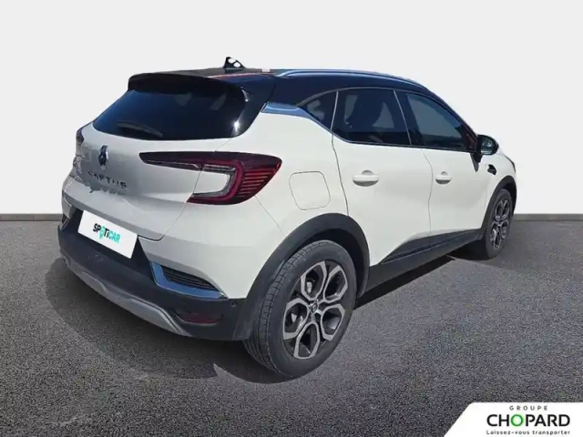 Renault Captur blue dci 115 edc — photo 8