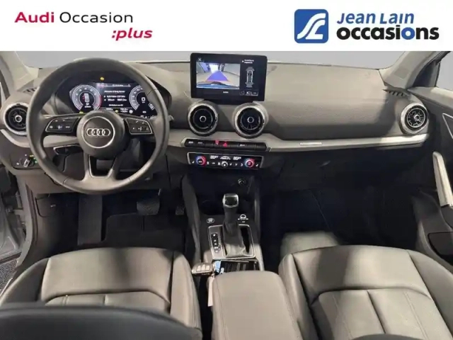 Audi Q2 35 tfsi 150 s tronic 7 — photo 18