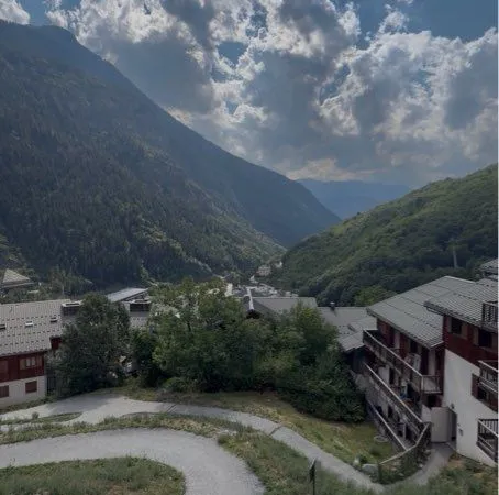 Appartement 6 couchages - Orelle, 3 Vallées - Libre de tout bail - Piscine, sauna, jacuzzi