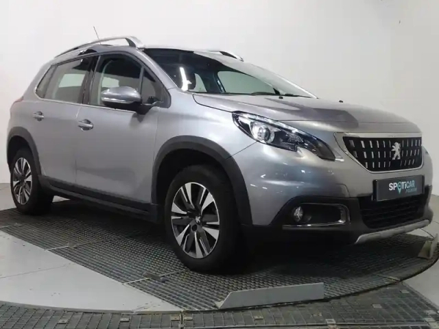 Peugeot 2008 1.2 puretech 110ch allure s&amp;s eat6 — photo 5
