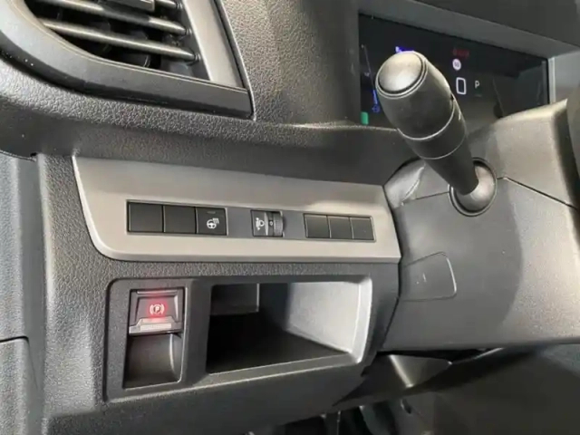 Peugeot Expert fg m 2.0 bluehdi 180ch s&amp;s cabine approfondie fixe pack premium connect eat8 — photo 9
