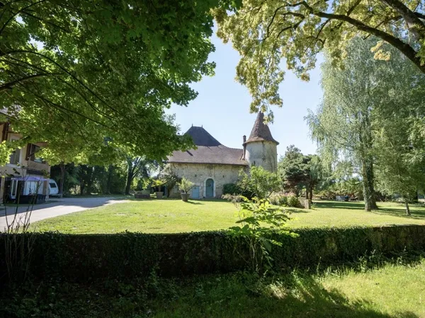 Maison 6 pièces 230 m²