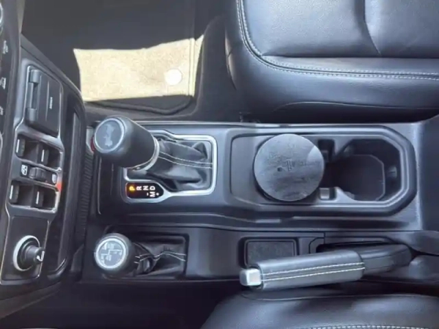 Jeep Wrangler unlimited 2.0 t 380ch 4xe overland command-trac my23 — photo 14