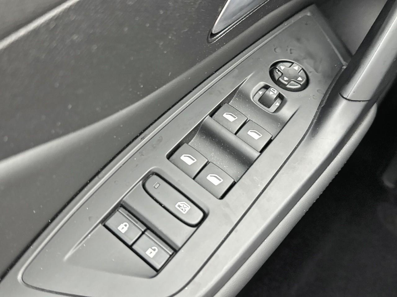 Peugeot 308 sw bluehdi 130ch s&s eat8 allure — photo 15