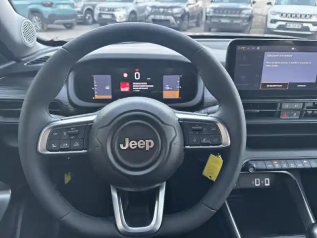 Jeep Avenger 1.2 turbo t3 100ch altitude — photo 13