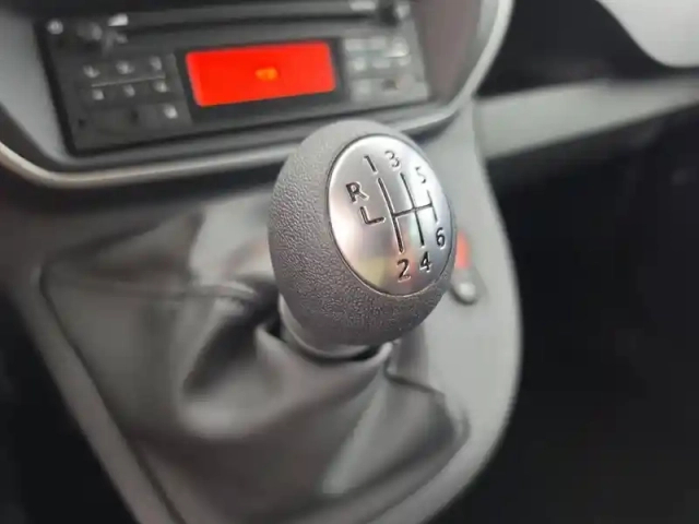 Renault Kangoo blue dci 95 — photo 65