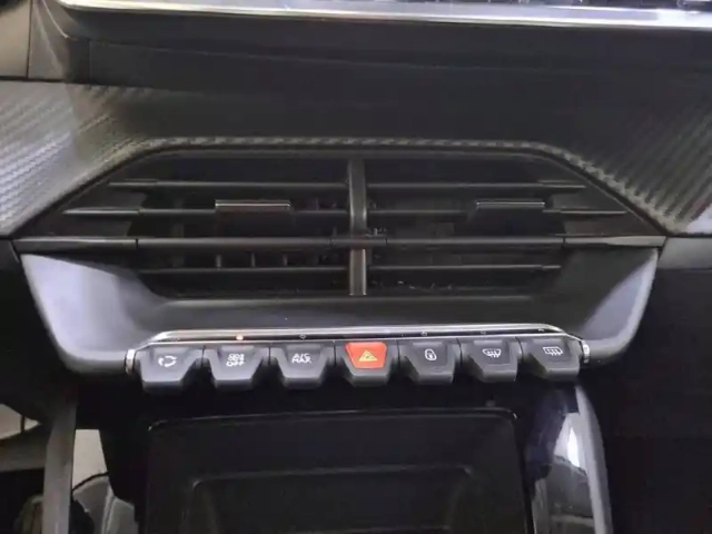 Peugeot 208 puretech 75 s&amp;s bvm5 — photo 72