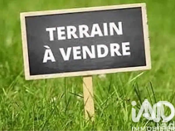 Terrain 753 m²