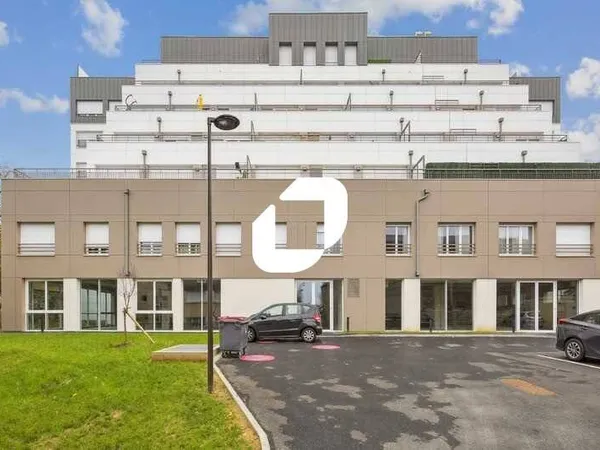 Local d'activité 804 m²