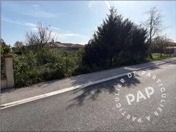 Terrain 673 m²
