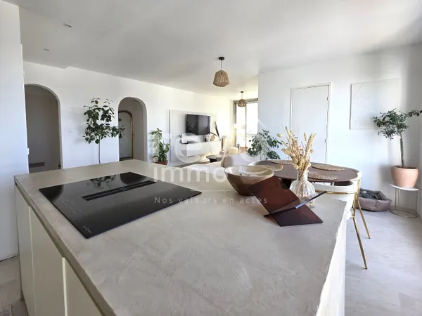 ILE DE NANTES 44200 – T3 lumineux avec vue dégagée au 11ème étage