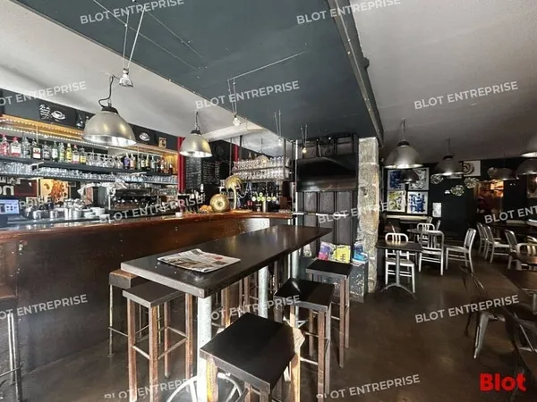 Local commercial 70 m²