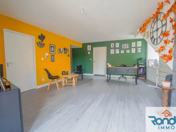 LOCAL COMMERCIAL DE 72 M2 ENVIRON de type 3