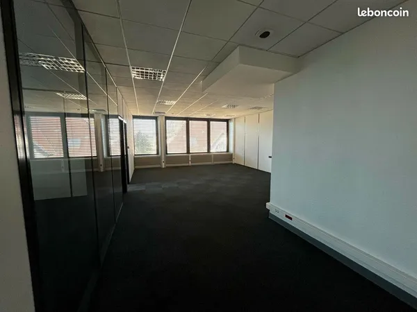 Bureaux 134 m²