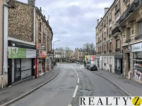 Boutique 2 pièces 220 m²