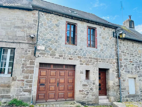 Maison au coeur de la cité médiévale de Moncontour