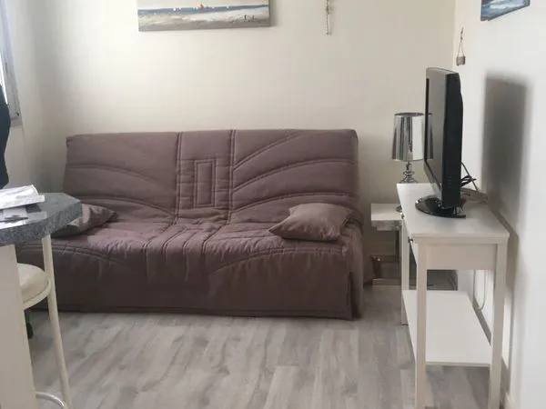 Studio 1 pièce 17 m²