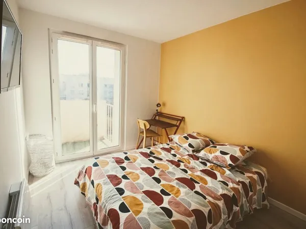 ​🌟 Chambre meublée avec balcon & TV metro Fontaine Lestang