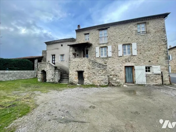 Immeuble 160 m²