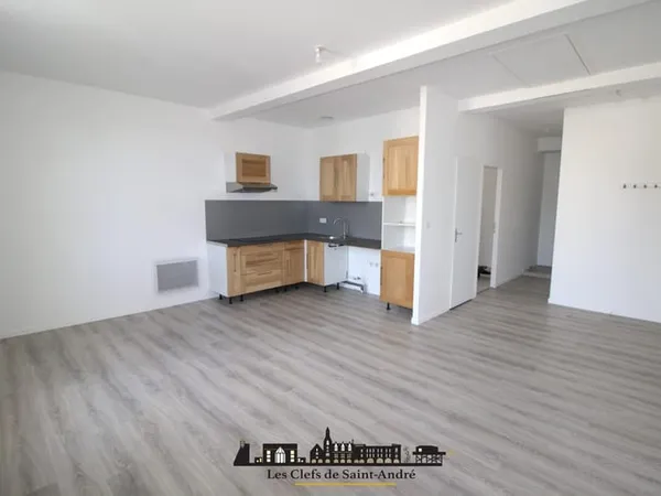 APPARTEMENT 3 PIECES AVEC EXTERIEUR A BLAYE