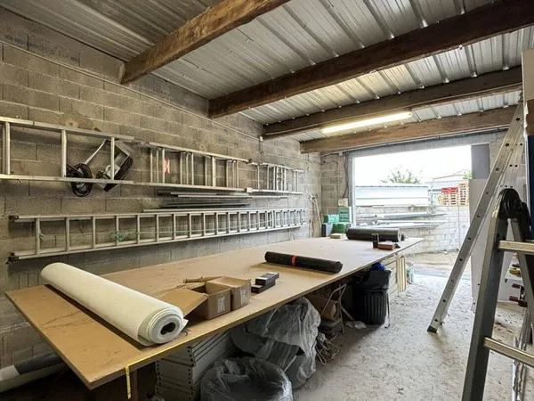 Local d'activité 55 m²