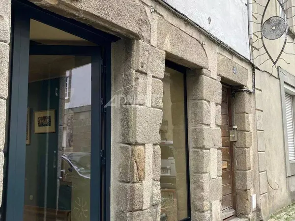 Bureaux 56 m²