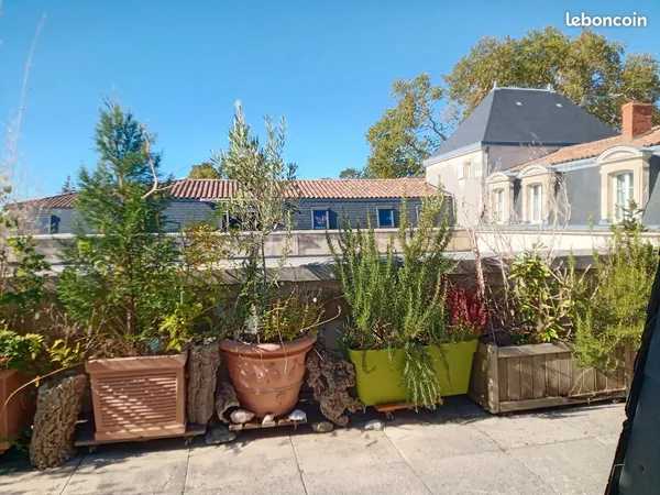 Perle rare avec terrasse de 44 m² et double garage aux portes de La Rochelle