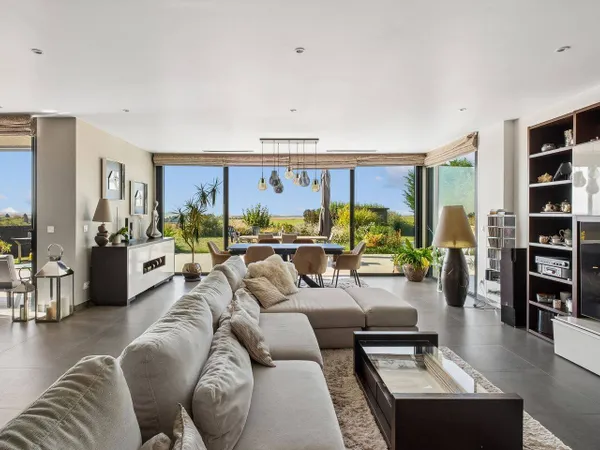 Maison 6 pièces 208 m²