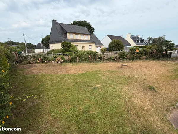 Terrain constructible - Quartier du Talhouet, proche Haras national, bois, blavet