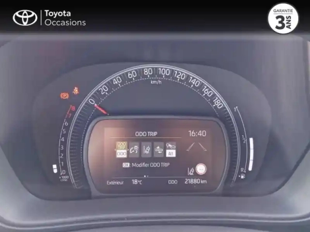 Toyota Aygo x 1.0 vvt-i 72ch dynamic my24 — photo 24