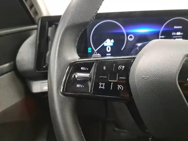 Renault Megane e-tech ev60 220 ch super charge — photo 31