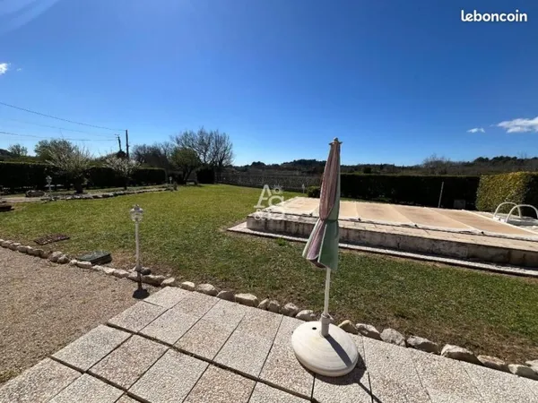 Villa 4 pièces 80 m²