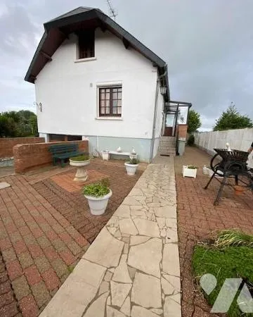 Maison 8 pièces 74 m²