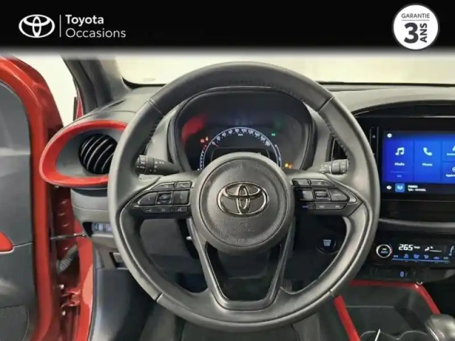 Toyota Aygo x 1.0 vvt-i 72ch design s-cvt my24 — photo 10
