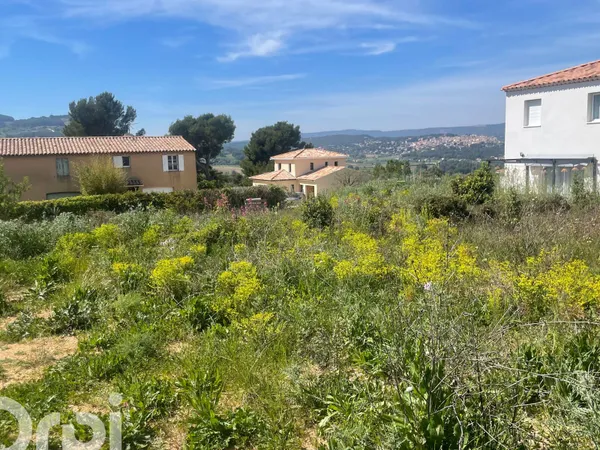 Terrain 402 m²