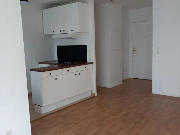 F2 46m² proche RER préfecture
