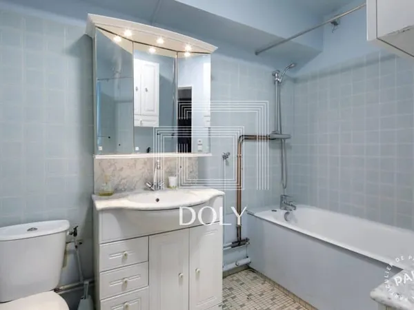 Studio 1 pièce 33 m²