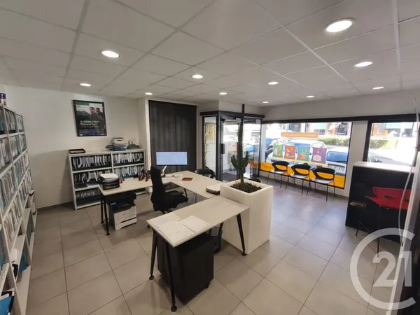 Local 88 m²