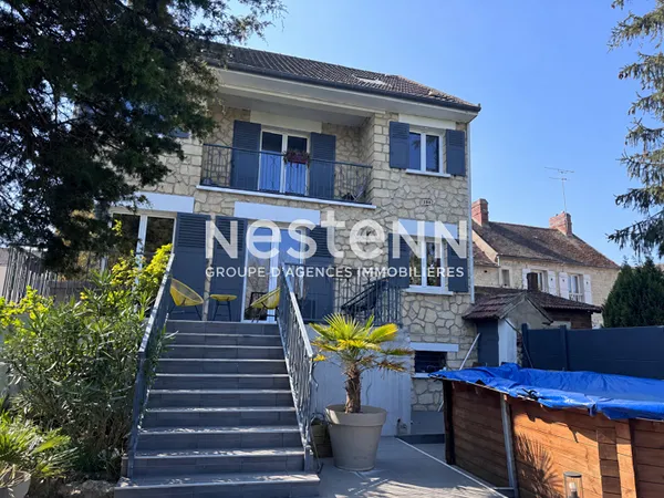 Maison Boran Sur Oise, 178 m² habitables, 7 pièces, jardin 541 m²