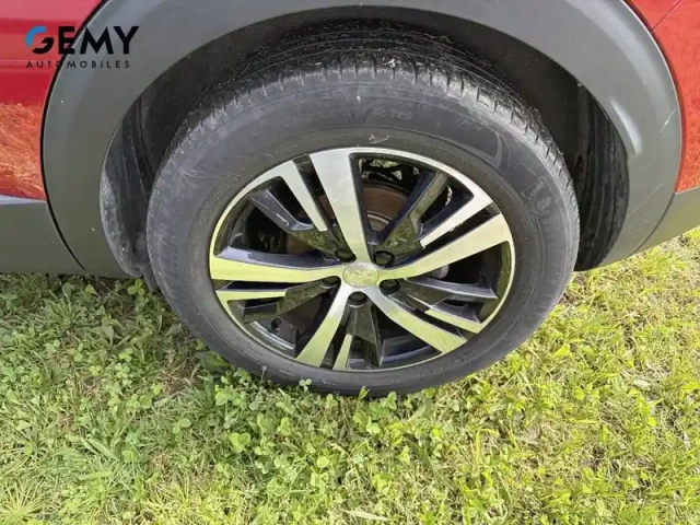 Peugeot 3008 1.2 puretech 130ch s&amp;s eat6 — photo 11