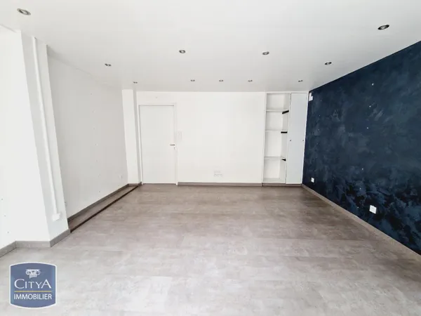 Local commercial 1 pièce 33 m²